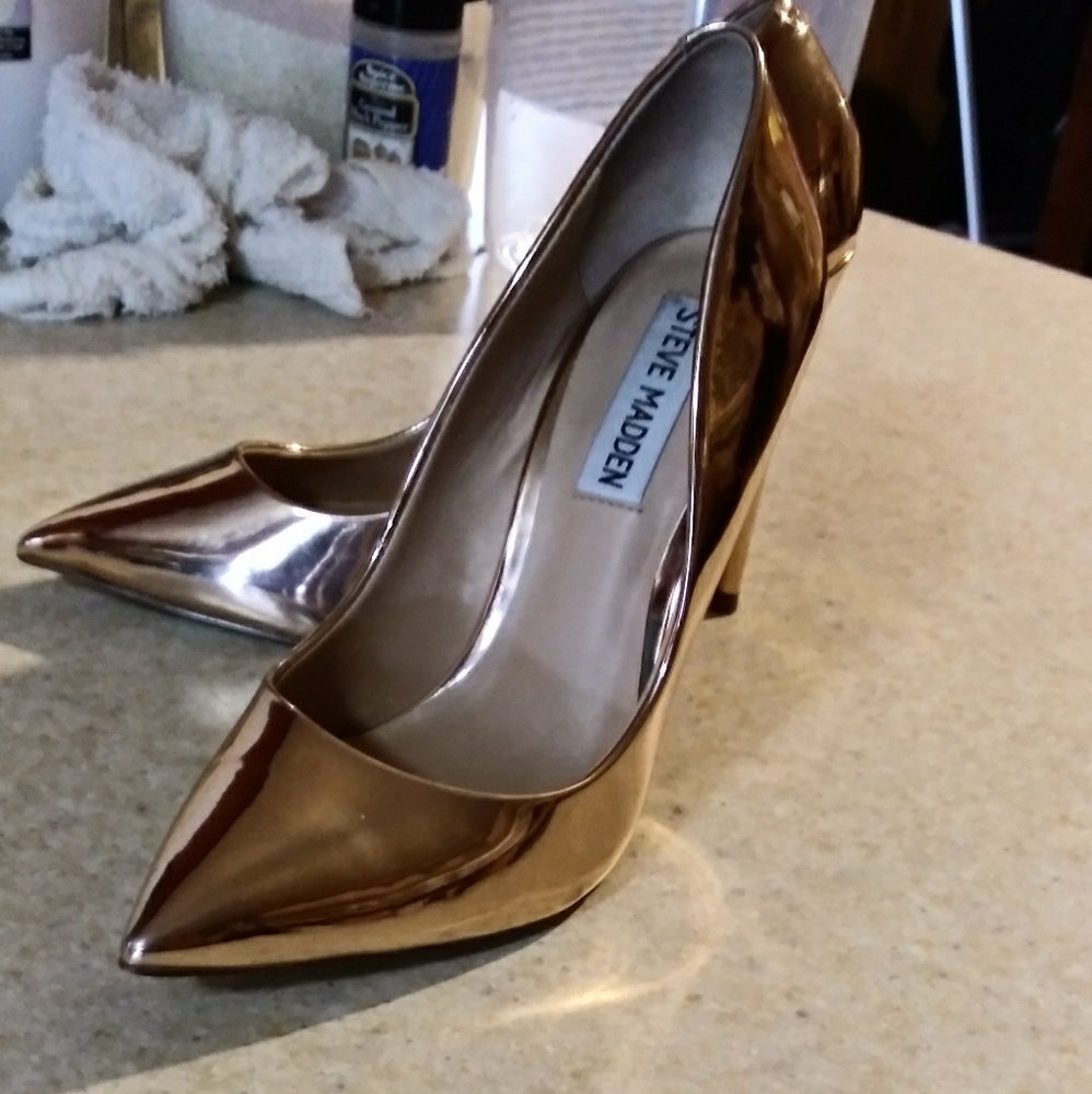 Heels - Picture 5 of 6